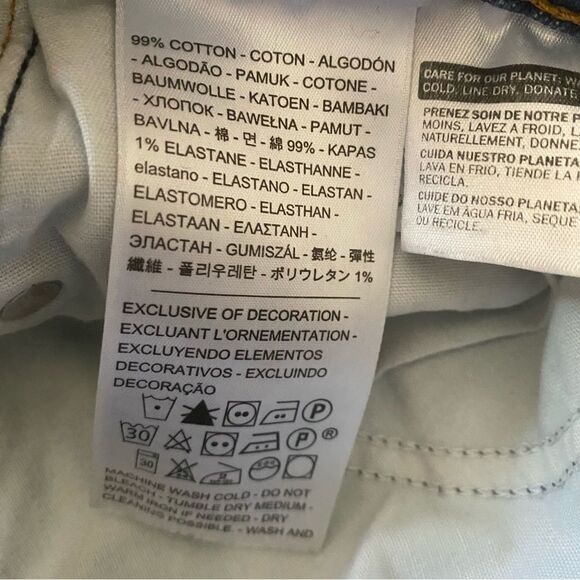 Like New Levi’s | Wedgie Straight Jeans, Size 27 - Picture 10 of 10